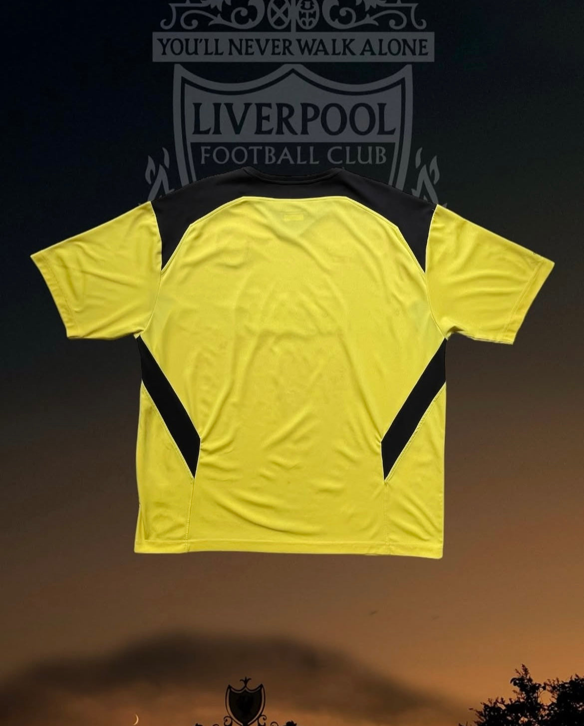 Liverpool 2004 - 06 Away