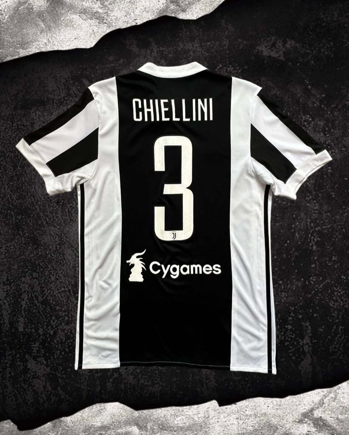 Juventus 2017-18 Home / Chiellini #3