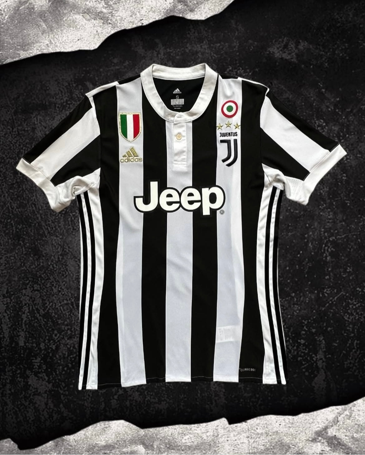 Juventus 2017-18 Home / Chiellini #3
